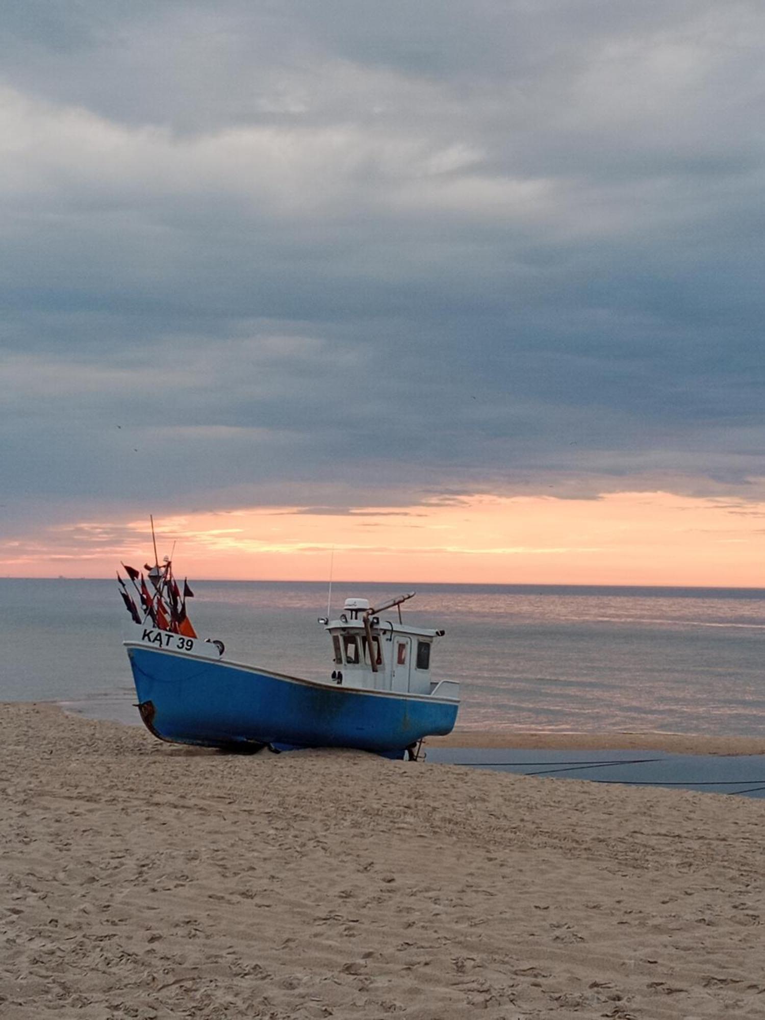 Pokoje Goscinne Sloneczko Kąty Rybackie Exterior foto